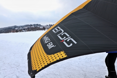 Lipno a nafukovací křídlo na brusle, snowboard, lyže
