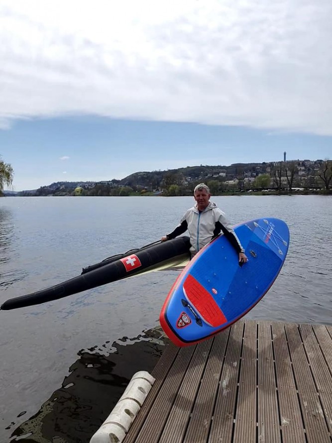 WingSUP a pádlování v  Paddleboard & wing centrum Praha