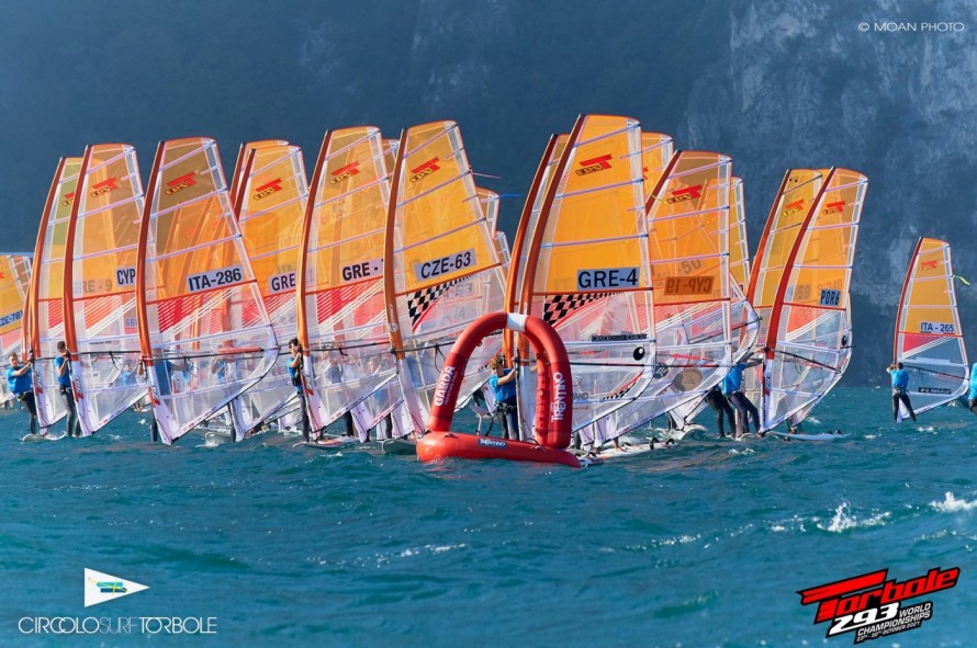 Mistrovství světa juniorské windsurfové třídy T293, rok 2021