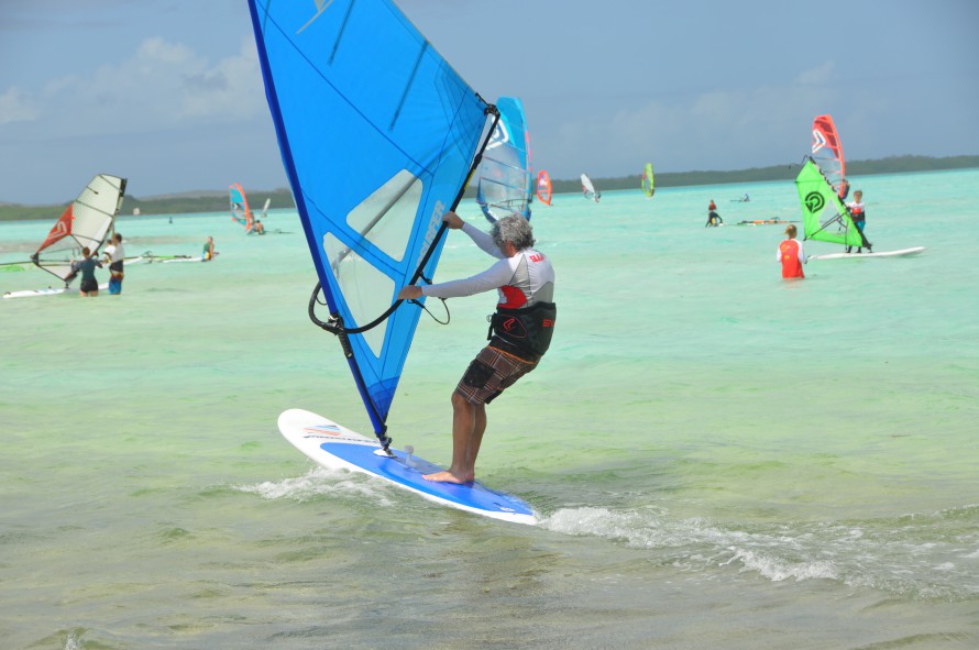 Bonaire a windsurfer LT