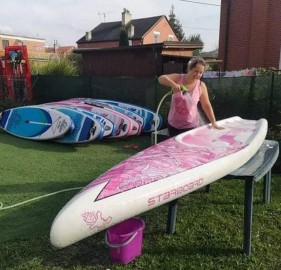 Holky na paddleboardu