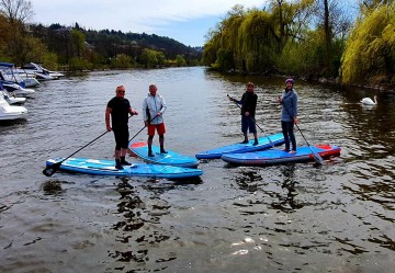 nafukovací paddleboardy v Praze