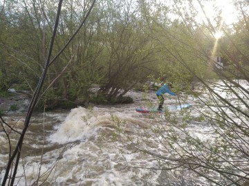 Splutí  řeky Sázavy na paddleboardu