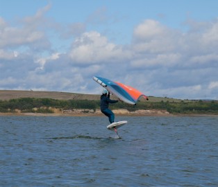 wingfoil škola - jhalza backside