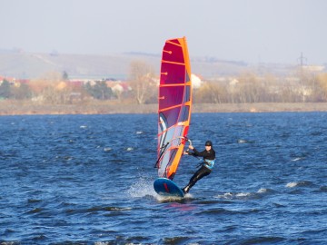 windsurfing