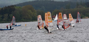 český juniorský windsurfing