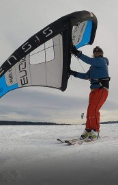 nafukovací wing křídlo na brusle, lyže a snowboard