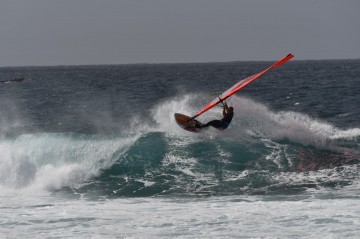 wave windsurfing a wingfoil na Kapverdách